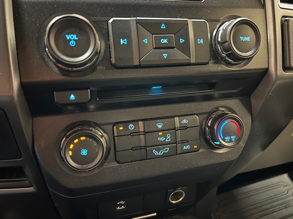 2017 Ford F-150 Image 28