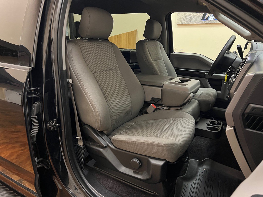 2017 Ford F-150 Image 36