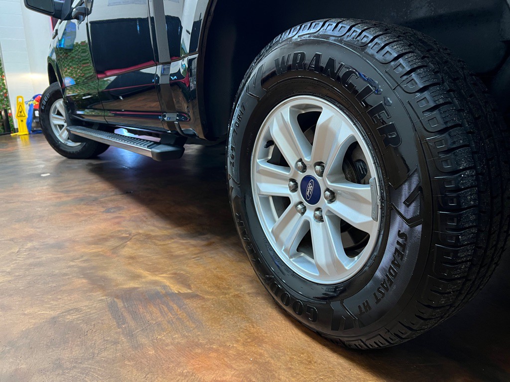 2017 Ford F-150 Image 41