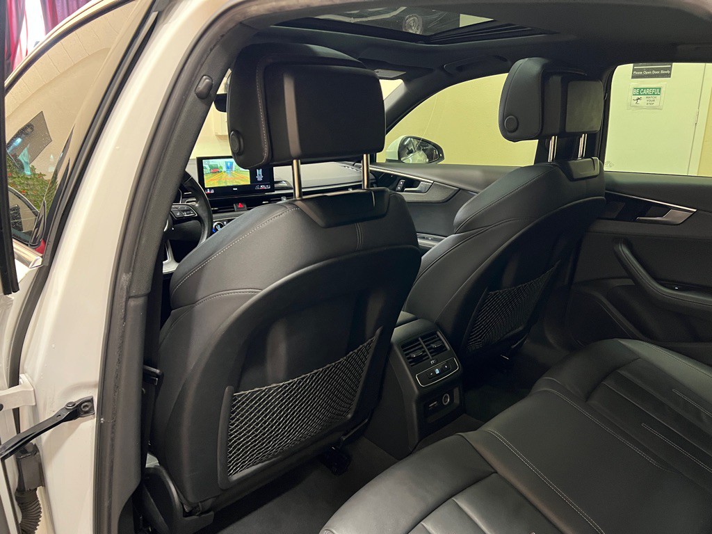 2022 Audi A4 Image 32