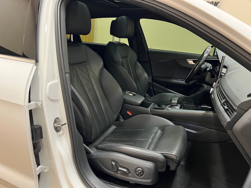 2022 Audi A4 Image 36