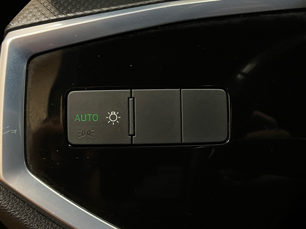 2021 Audi Q3 Image 23
