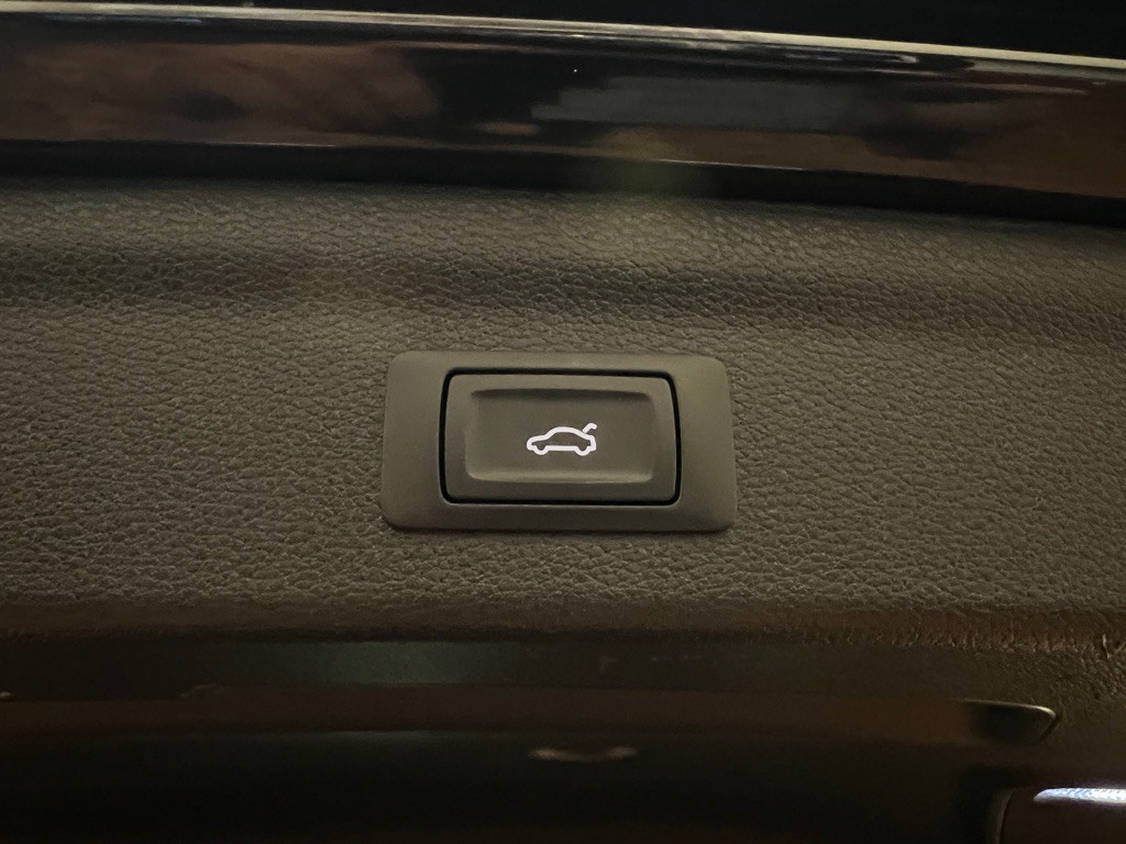 2021 Audi Q3 Image 39