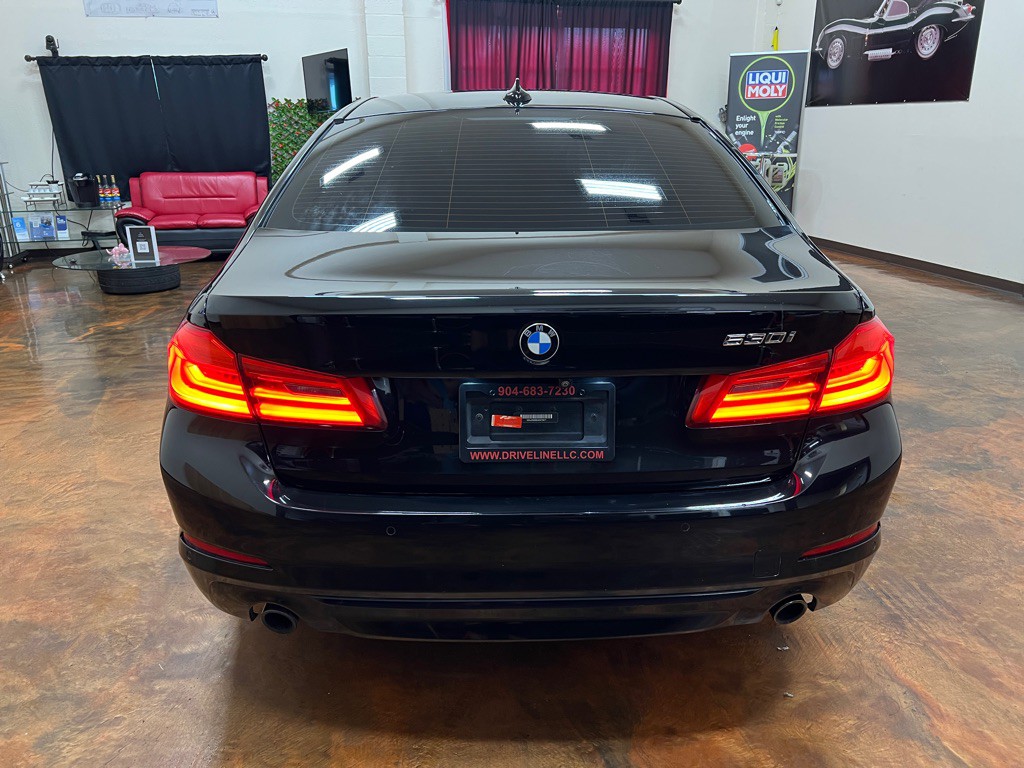 2020 BMW 5 Series Image 8