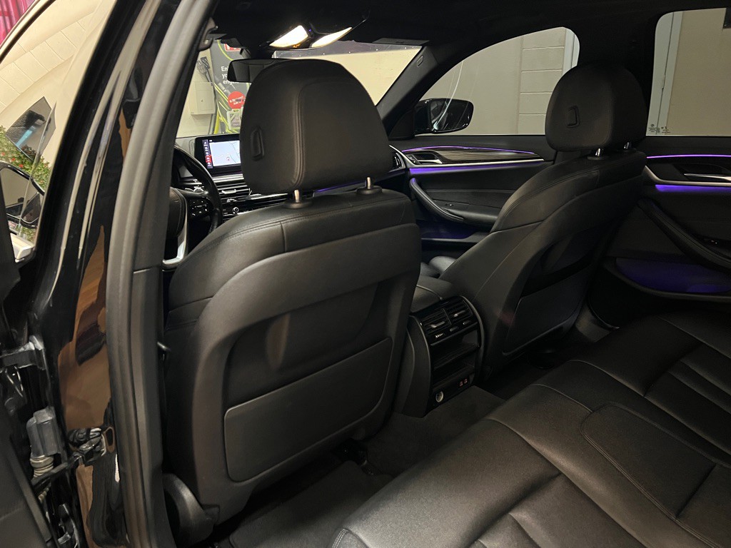 2020 BMW 5 Series Image 31