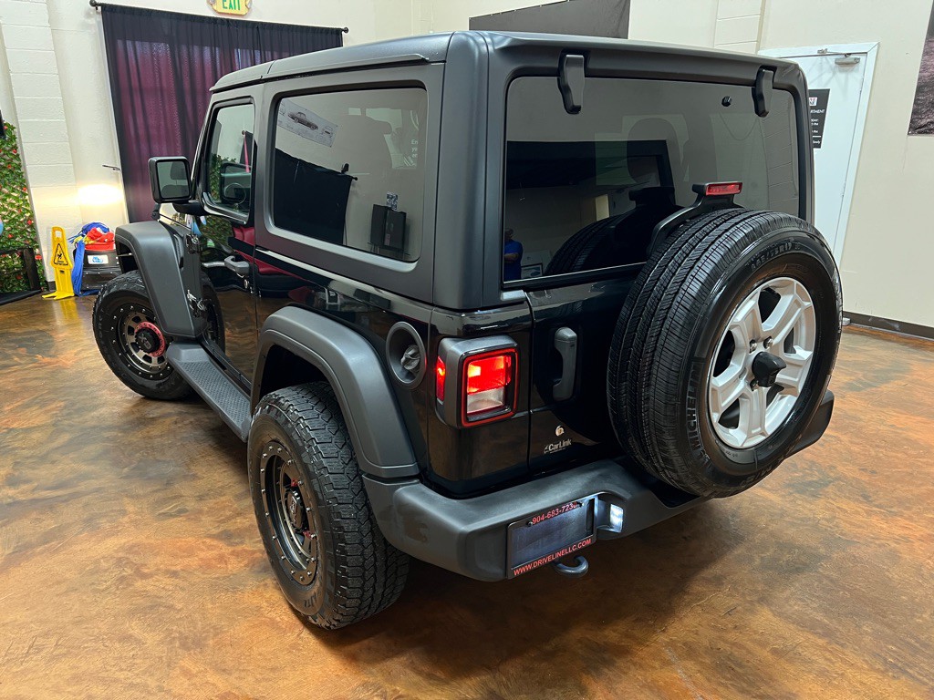 2018 Jeep Wrangler Image 2