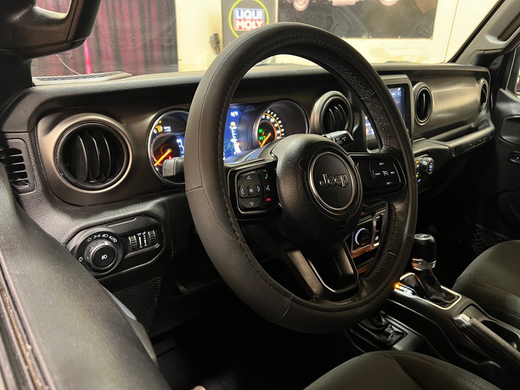 2018 Jeep Wrangler Image 13