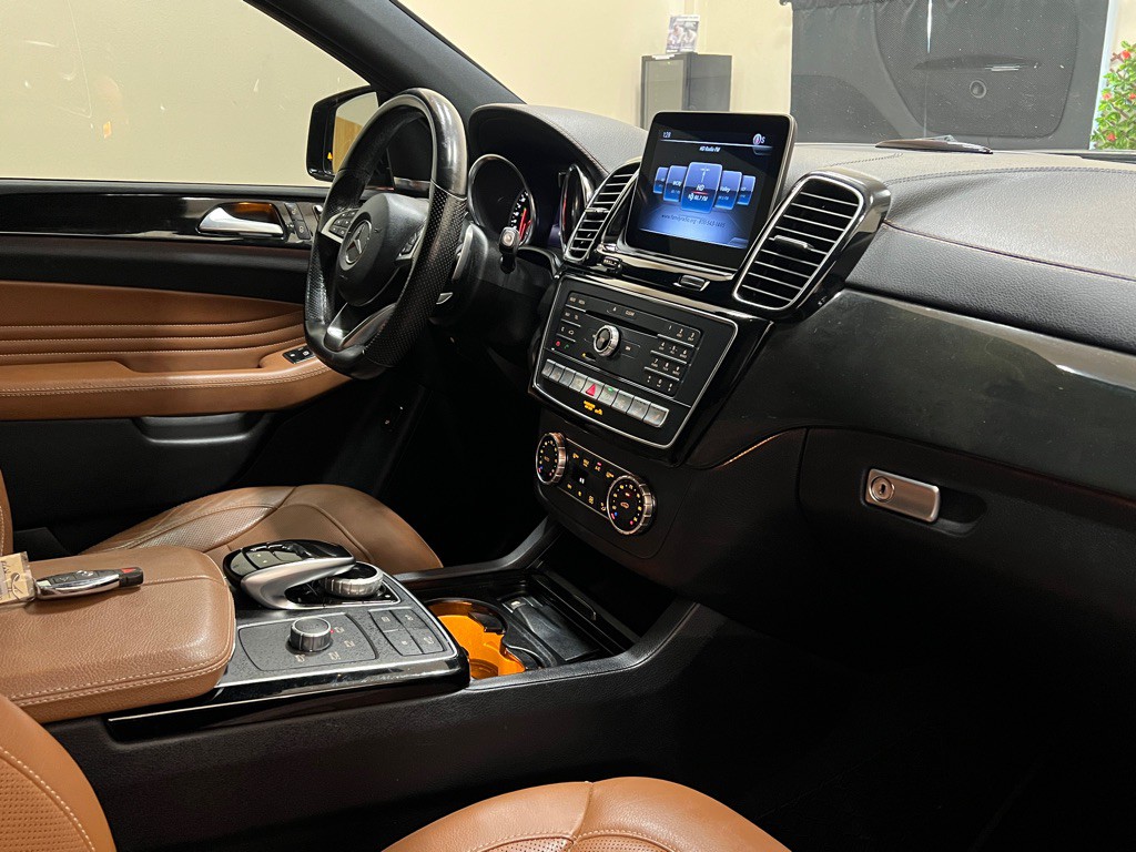 2019 Mercedes-Benz GLE-Class Image 15