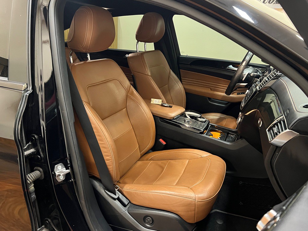 2019 Mercedes-Benz GLE-Class Image 36