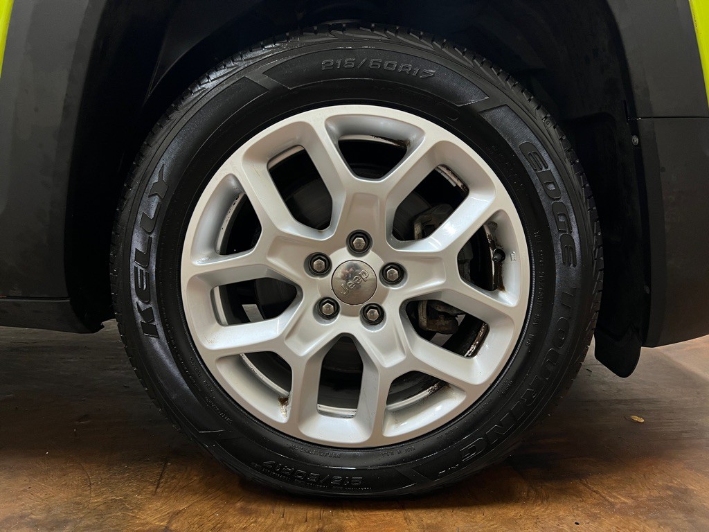 2017 Jeep Renegade Image 11