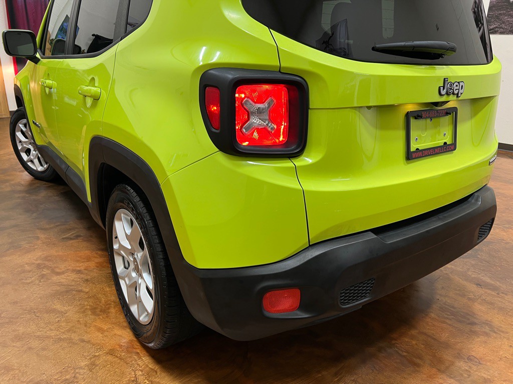 2017 Jeep Renegade Image 38