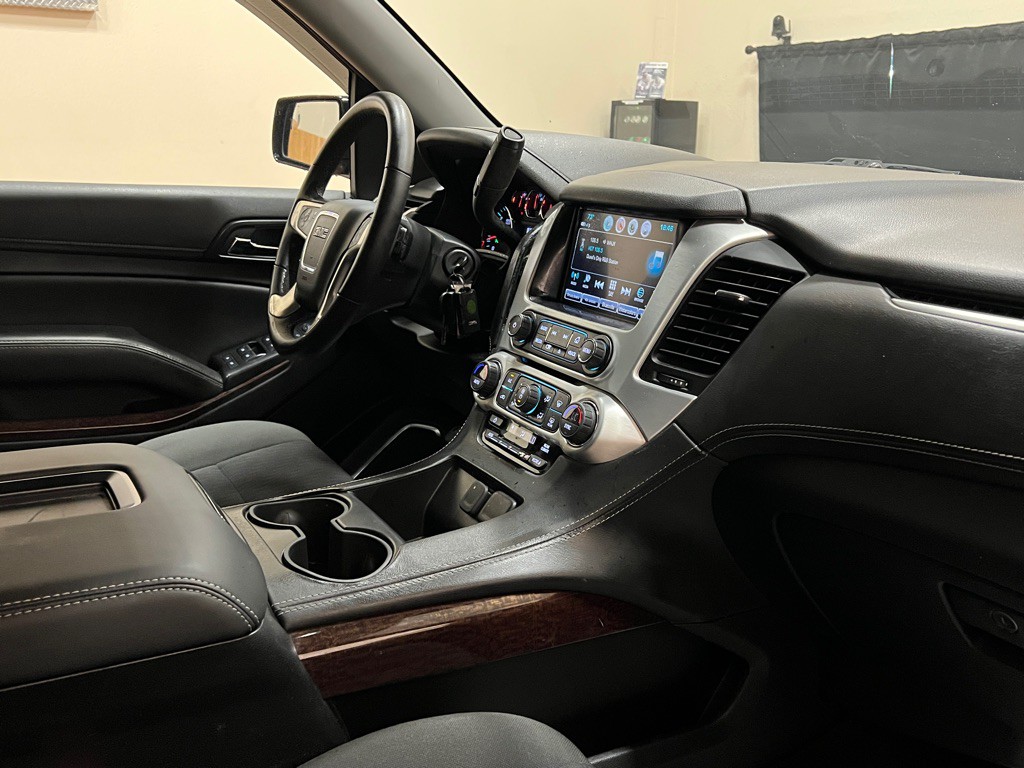 2020 GMC Yukon Image 15