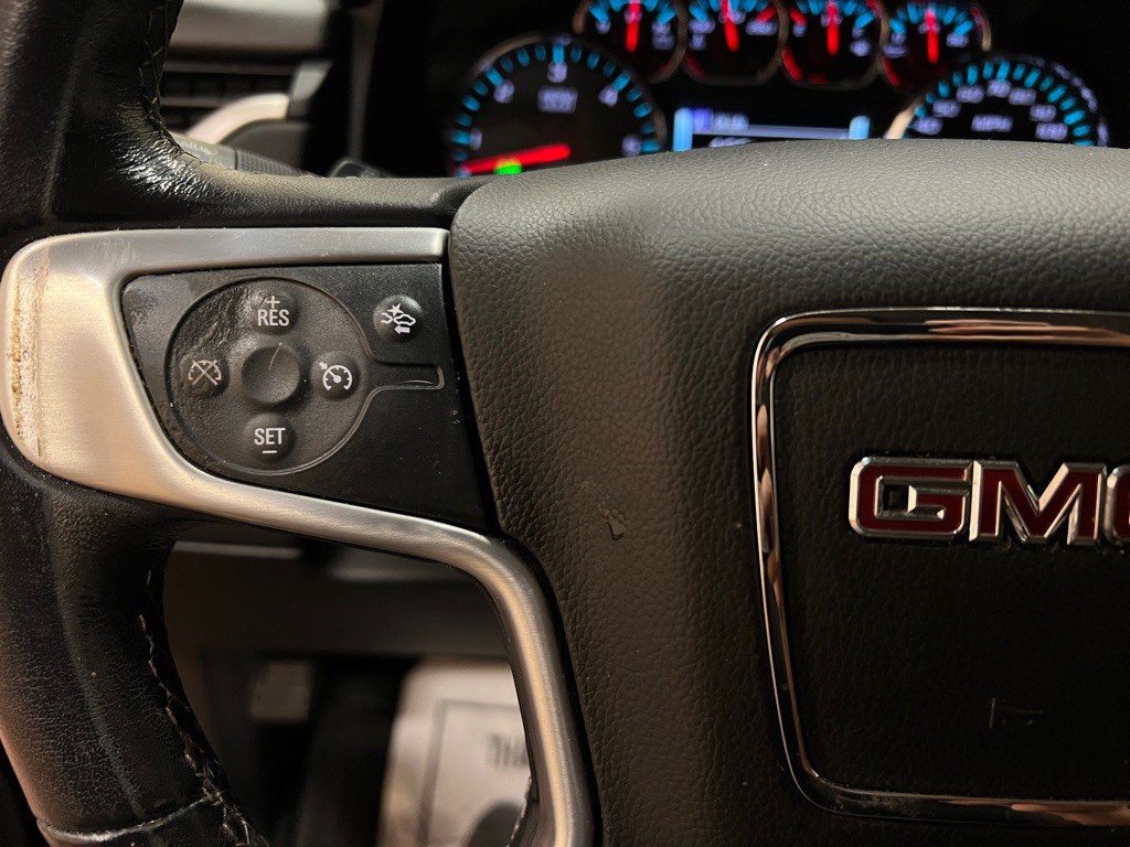 2020 GMC Yukon Image 17
