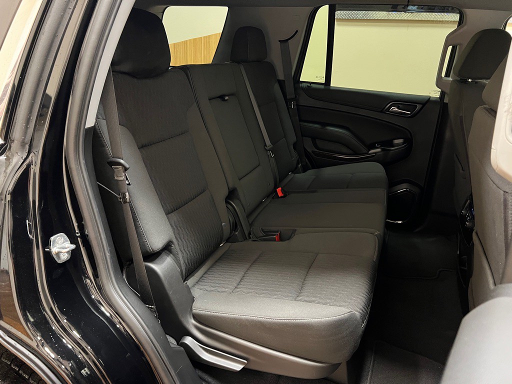 2020 GMC Yukon Image 33
