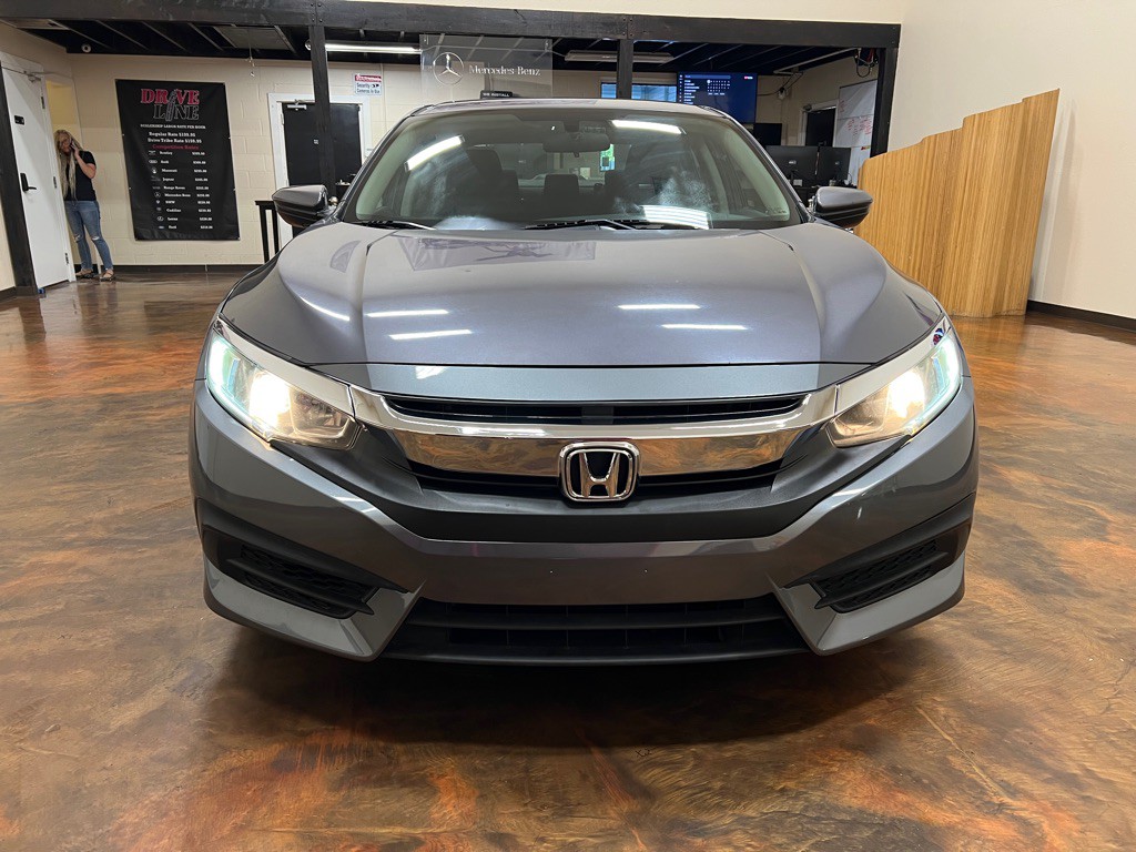 2018 Honda Civic Image 4