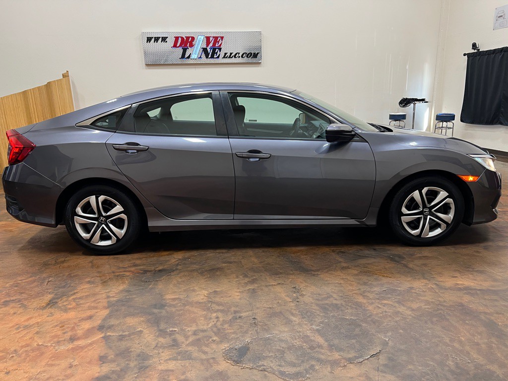 2018 Honda Civic Image 10