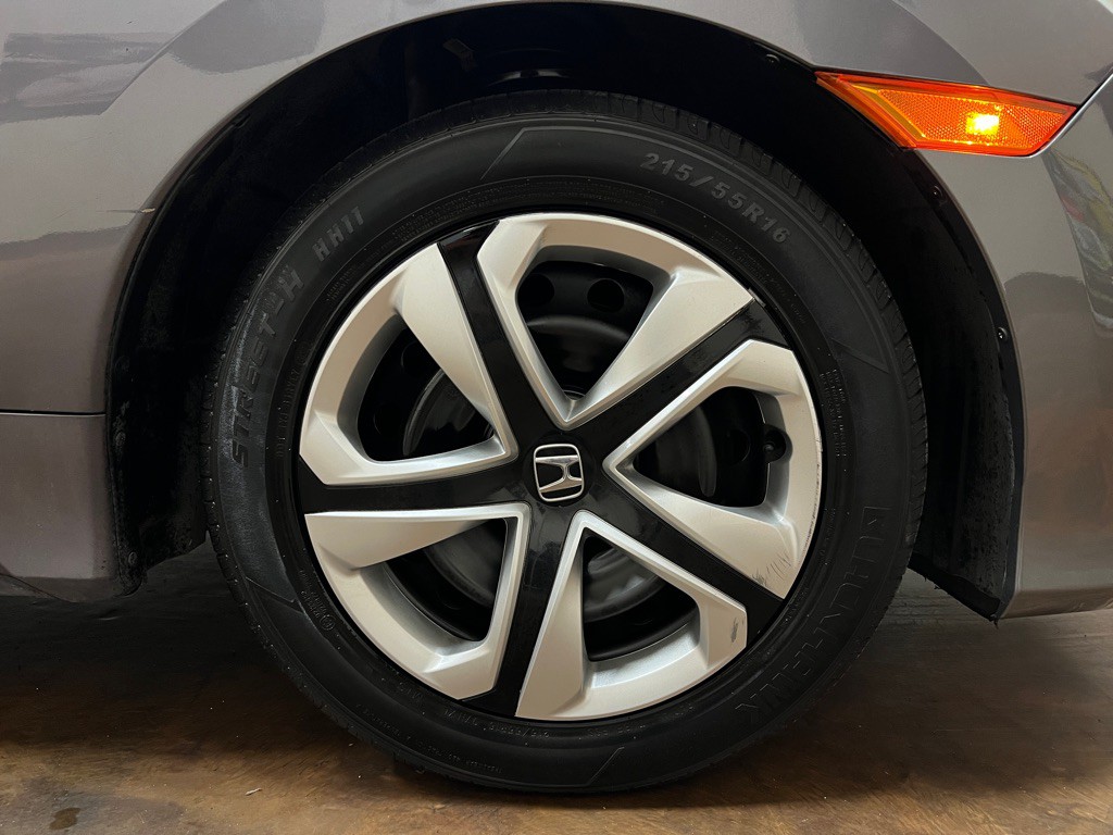2018 Honda Civic Image 11