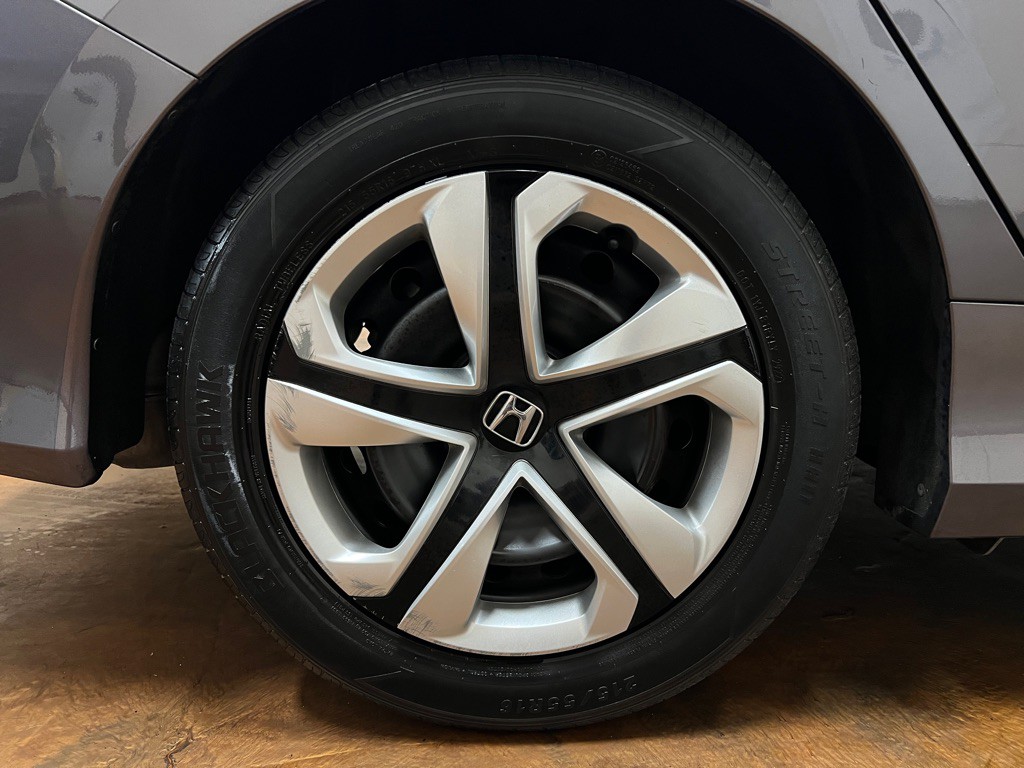 2018 Honda Civic Image 12