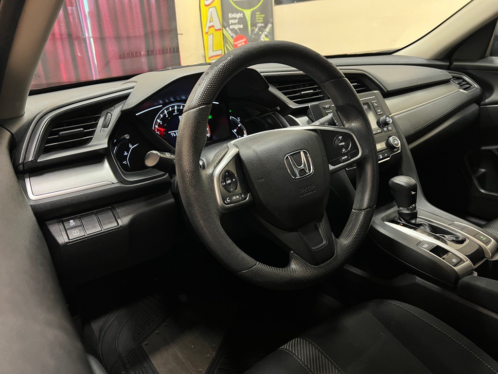 2018 Honda Civic Image 13