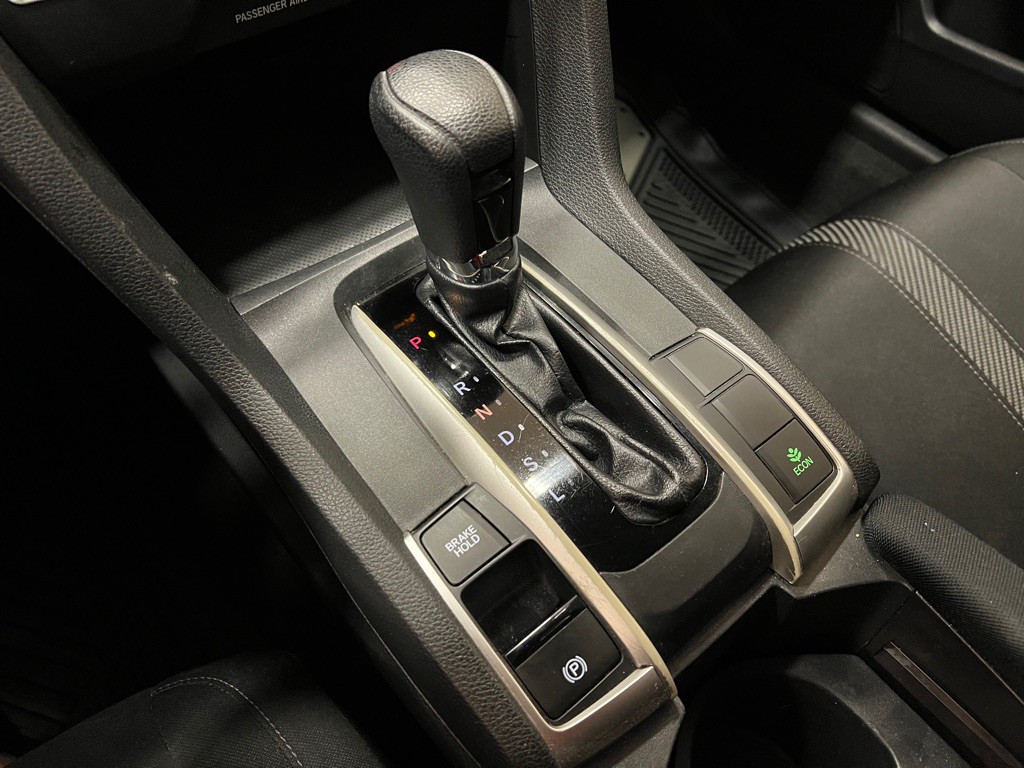 2018 Honda Civic Image 26