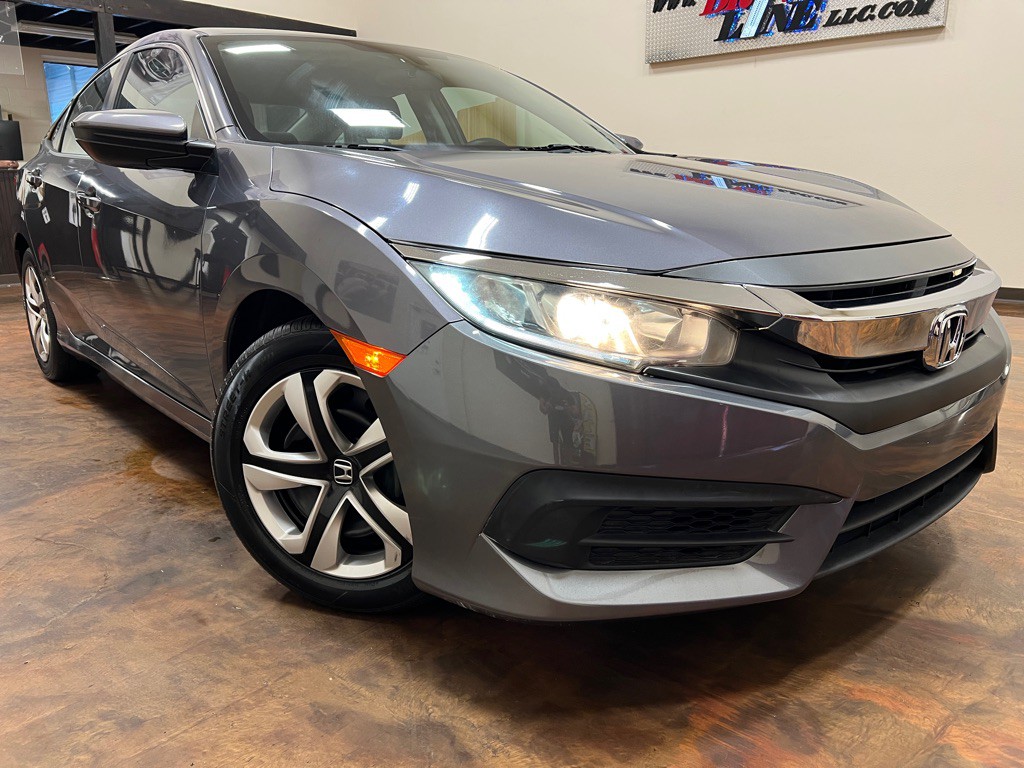 2018 Honda Civic Image 36