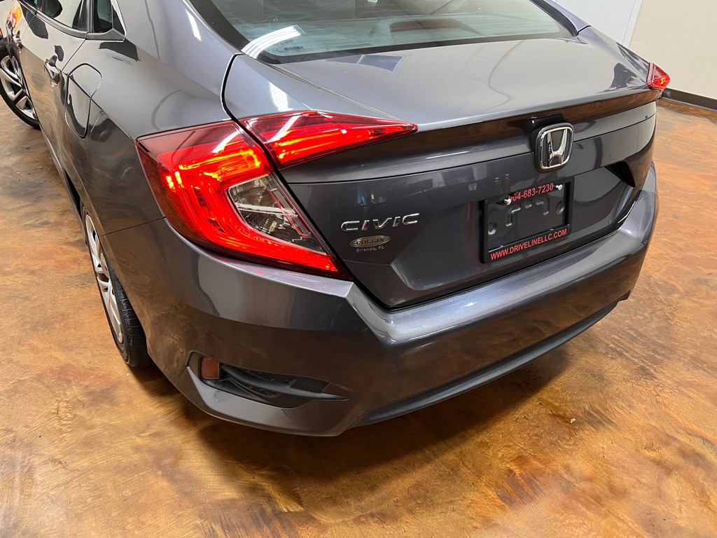2018 Honda Civic Image 41