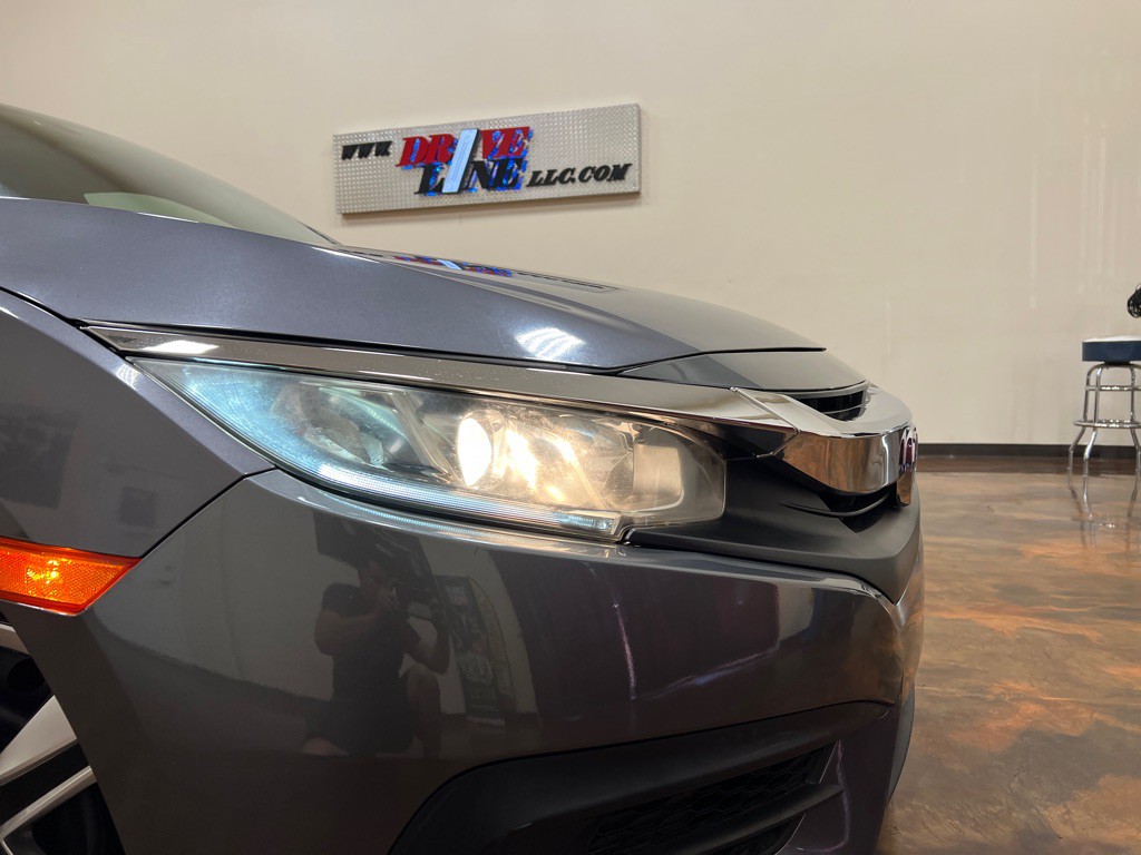 2018 Honda Civic Image 42