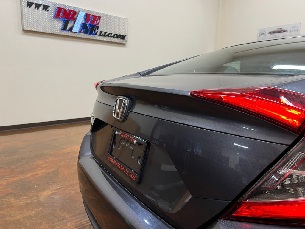 2018 Honda Civic Image 43