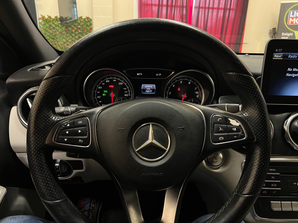 2020 Mercedes-Benz GLA-Class Image 18