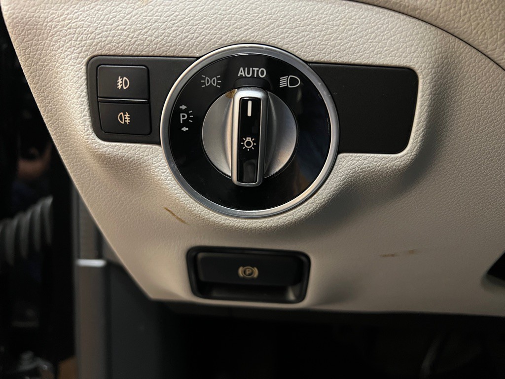 2020 Mercedes-Benz GLA-Class Image 20