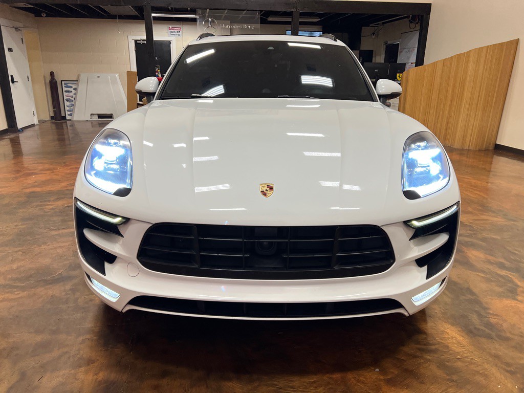 2017 Porsche Macan Image 4