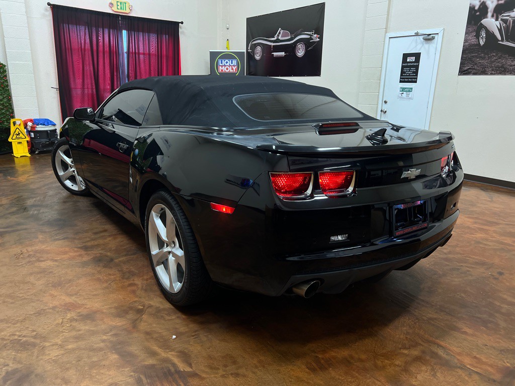 2013 Chevrolet Camaro Image 2