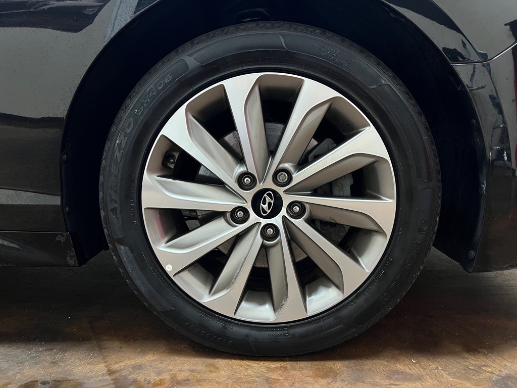 2017 Hyundai Sonata Image 11