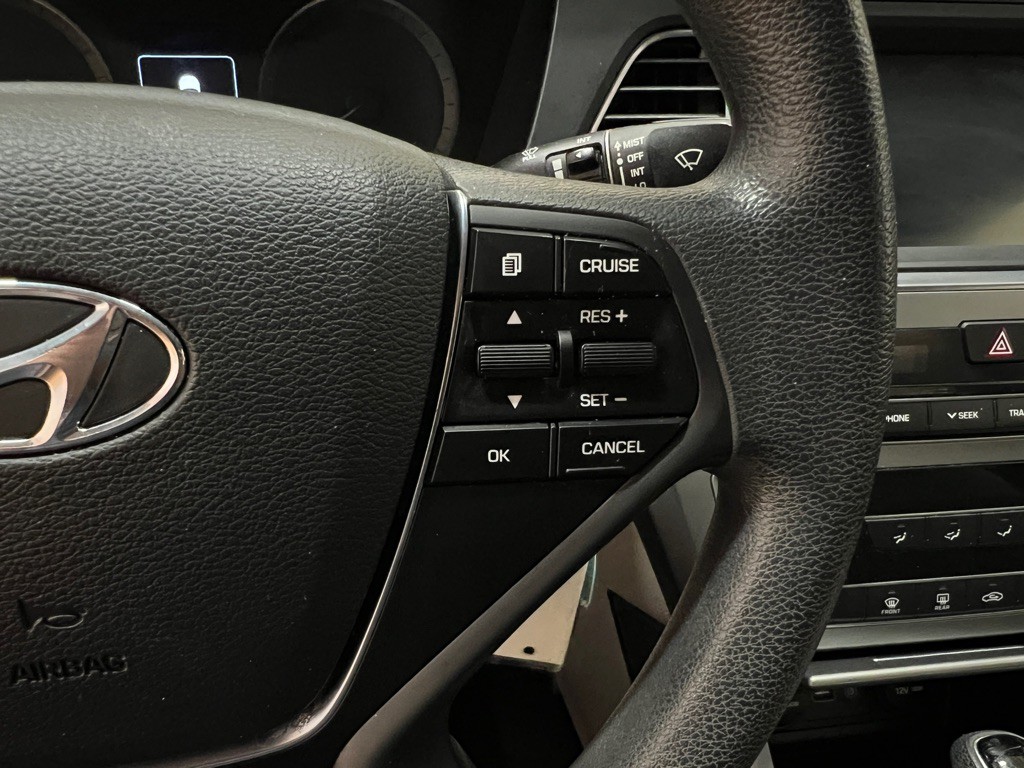 2017 Hyundai Sonata Image 19