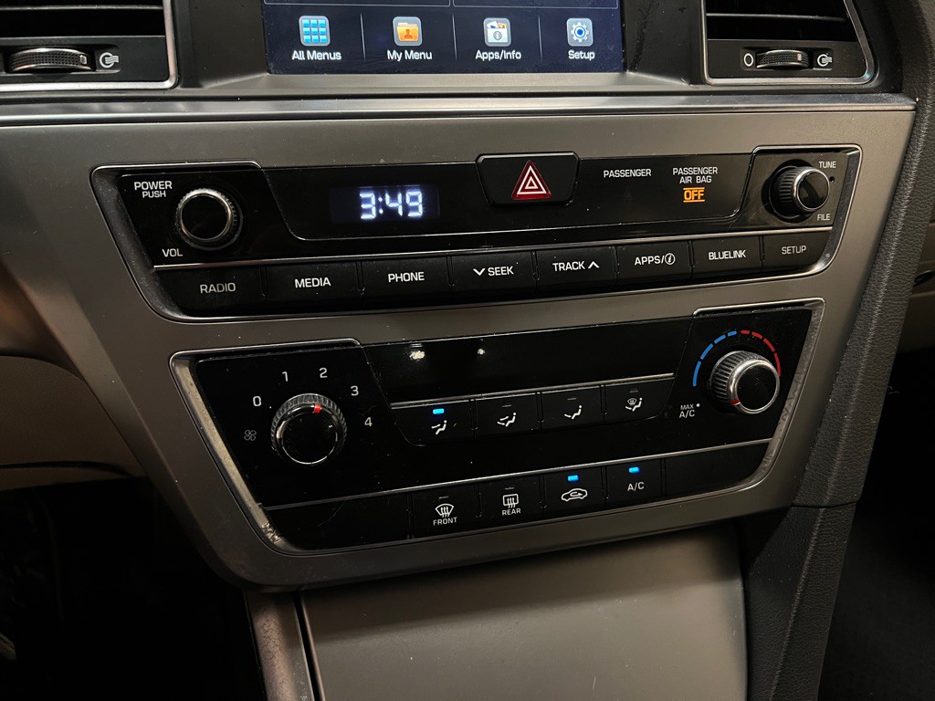 2017 Hyundai Sonata Image 22