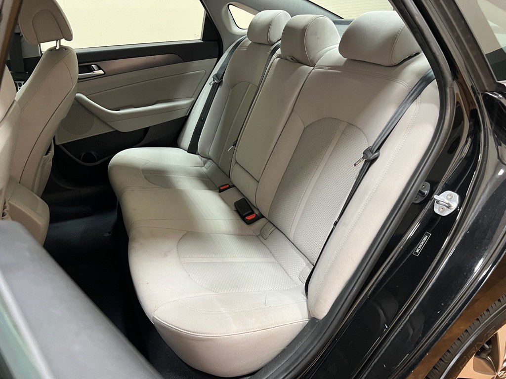 2017 Hyundai Sonata Image 27