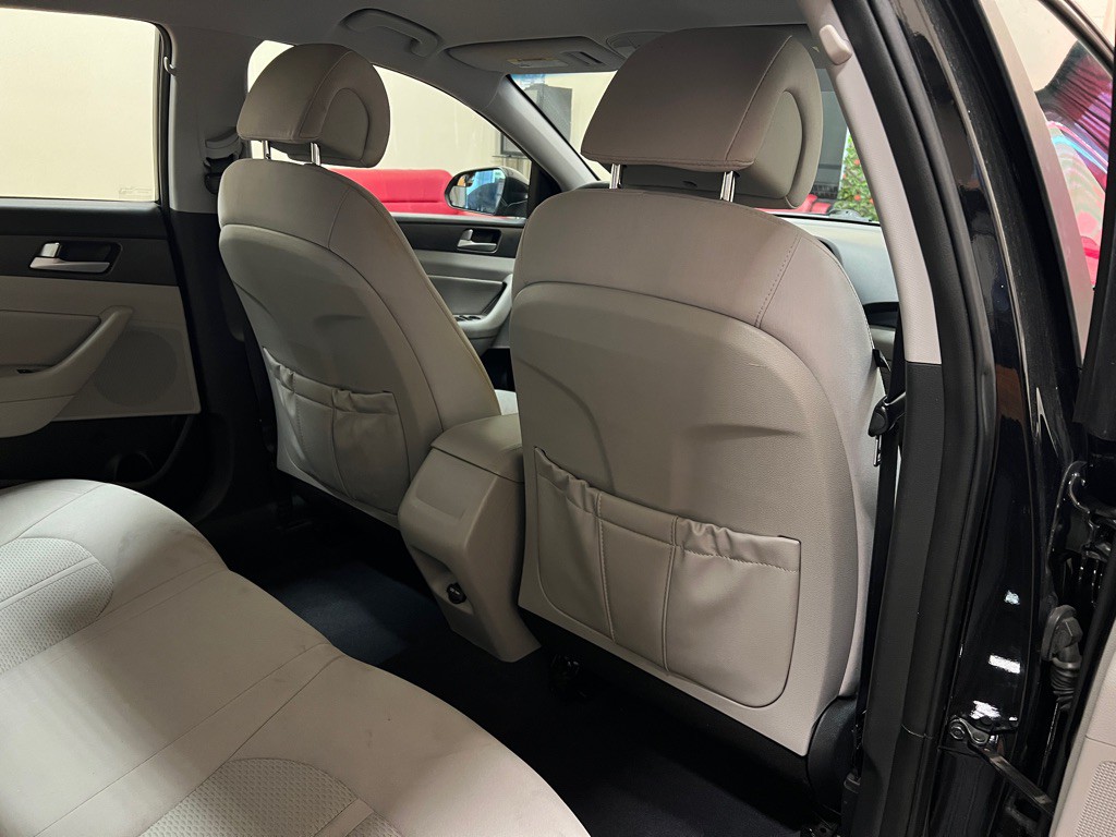 2017 Hyundai Sonata Image 29