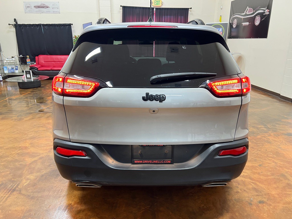 2016 Jeep Cherokee Image 8
