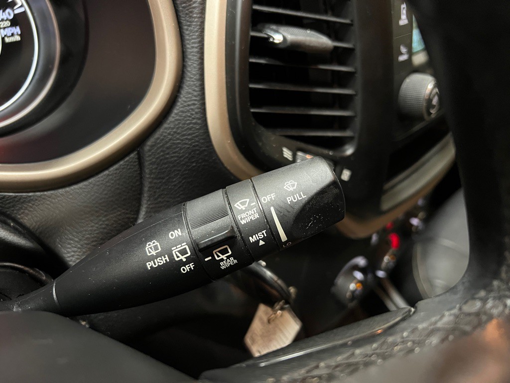 2016 Jeep Cherokee Image 21