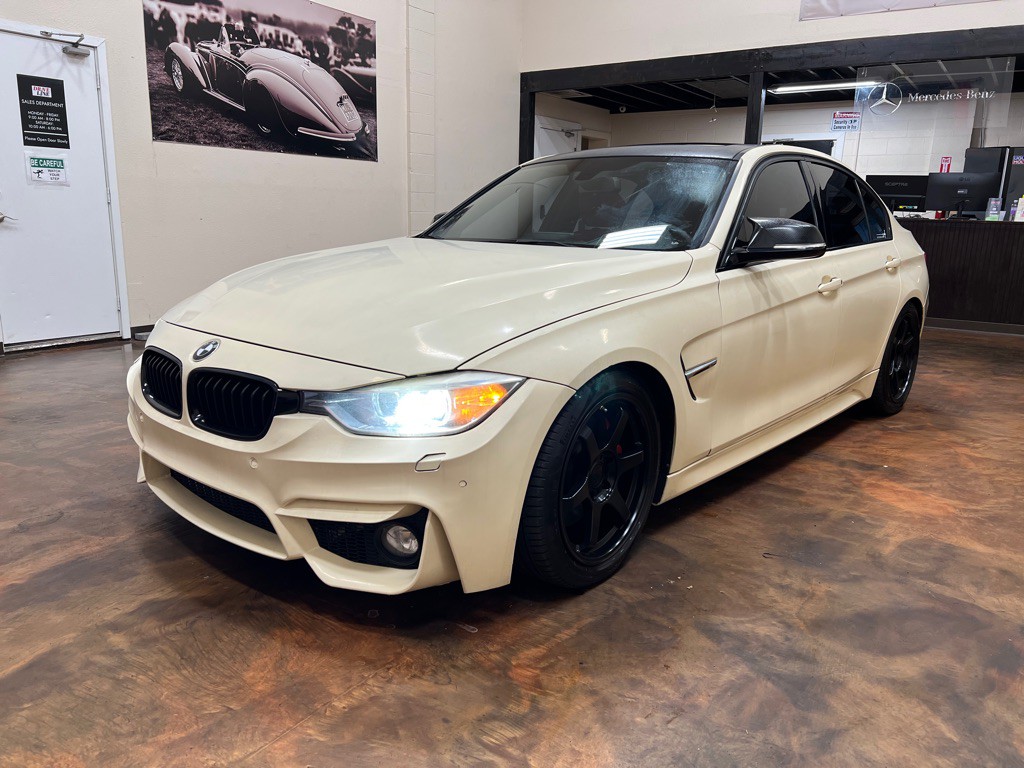 2015 BMW 3 Series Image 5