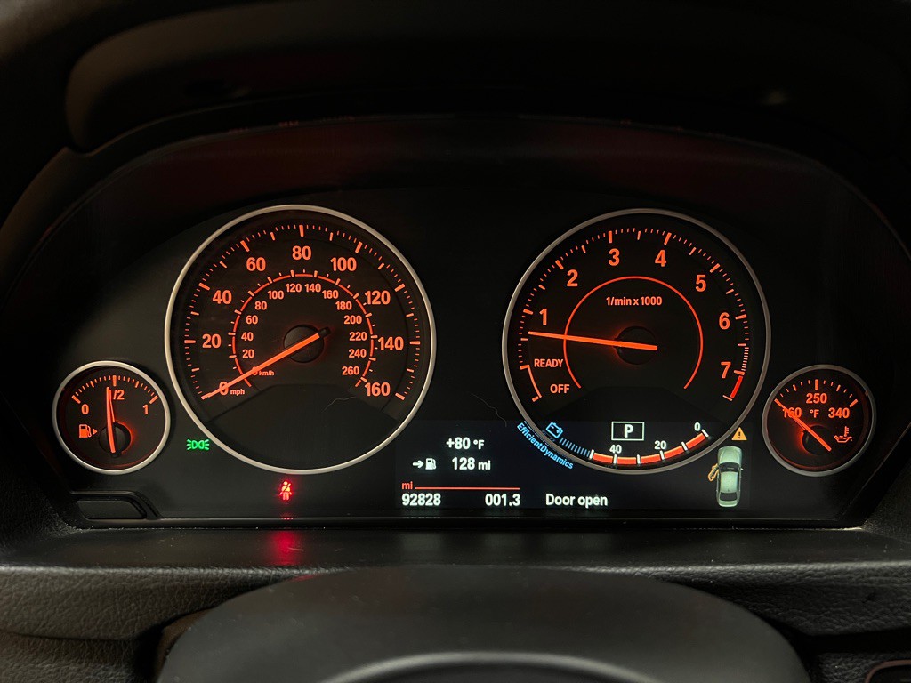 2015 BMW 3 Series Image 16