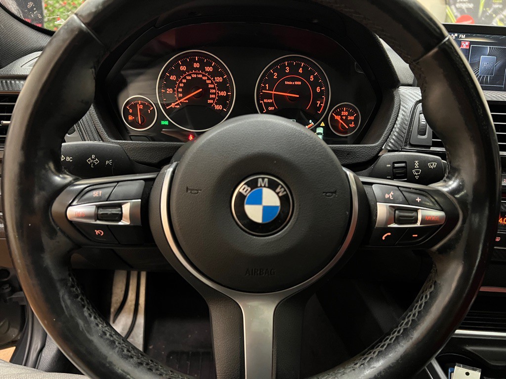 2015 BMW 3 Series Image 18