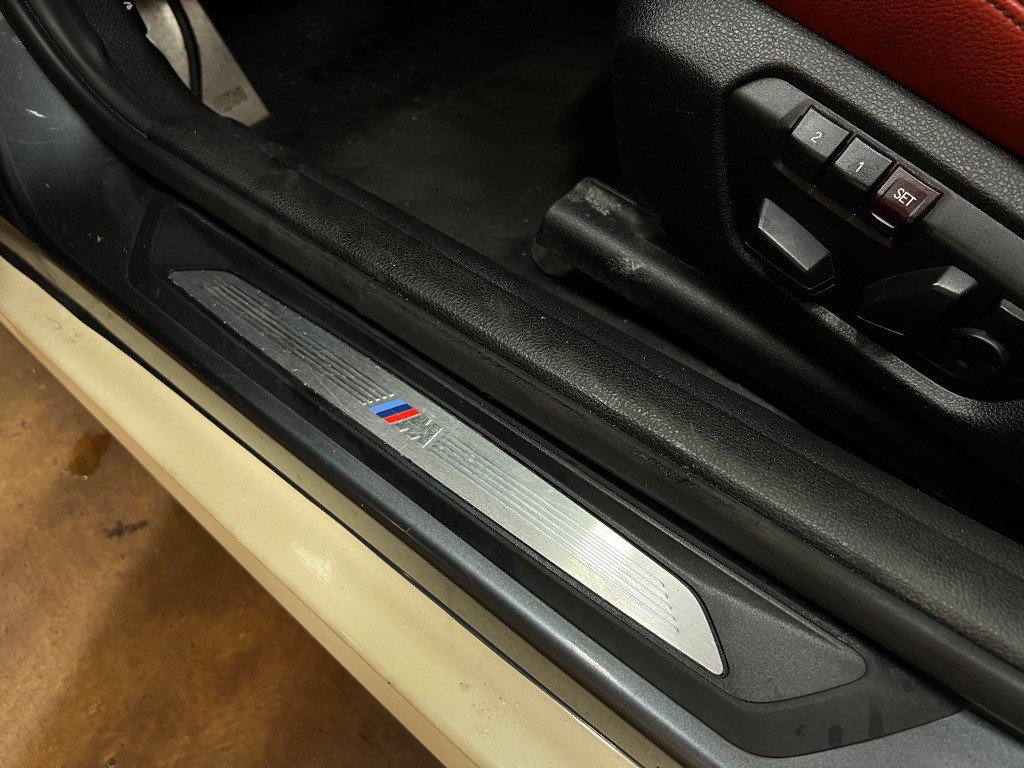 2015 BMW 3 Series Image 28