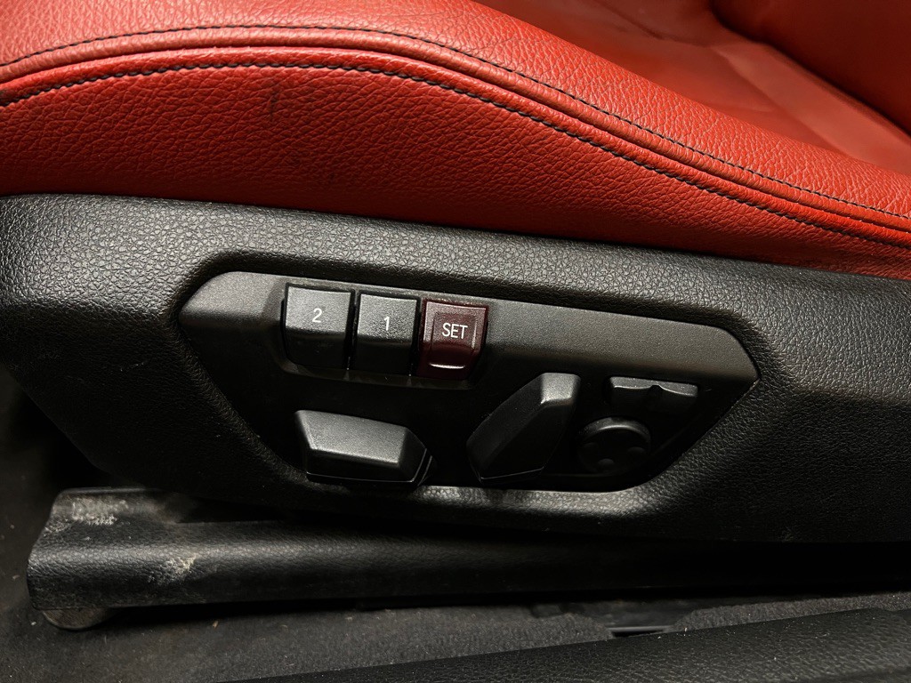 2015 BMW 3 Series Image 29