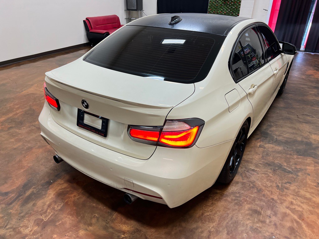 2015 BMW 3 Series Image 47