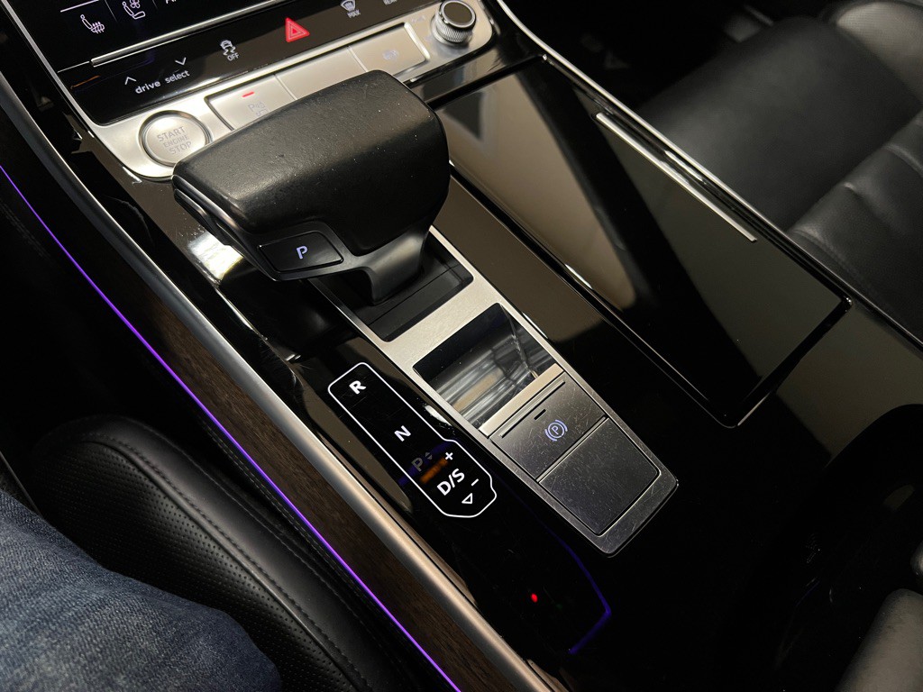 2019 Audi A8 Image 27