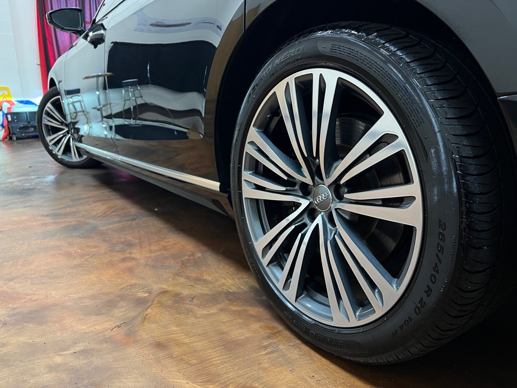 2019 Audi A8 Image 42
