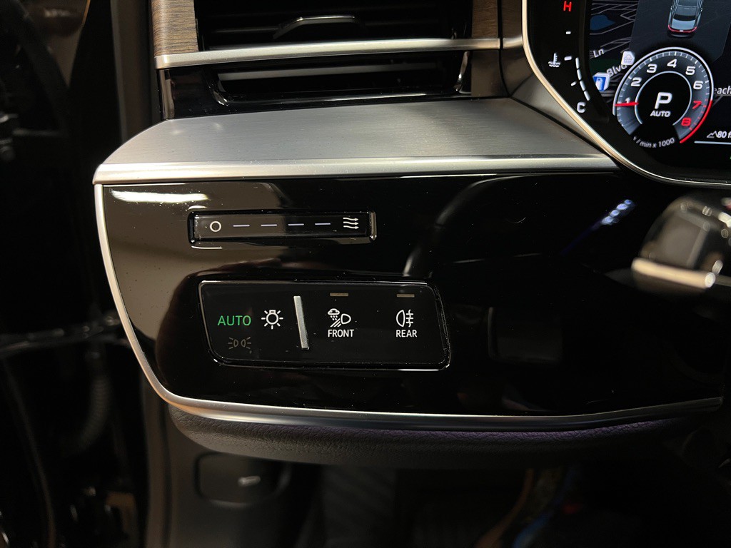 2019 Audi A8 Image 22