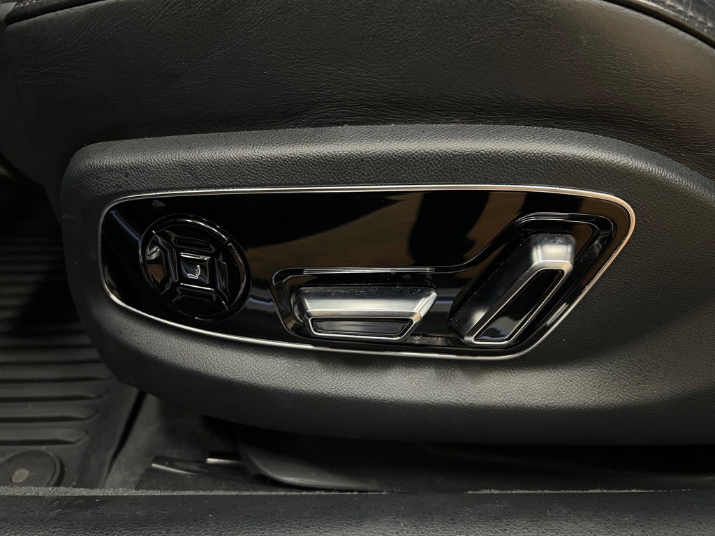 2019 Audi A8 Image 28