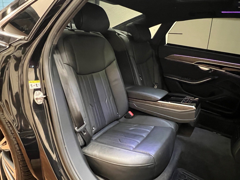 2019 Audi A8 Image 33